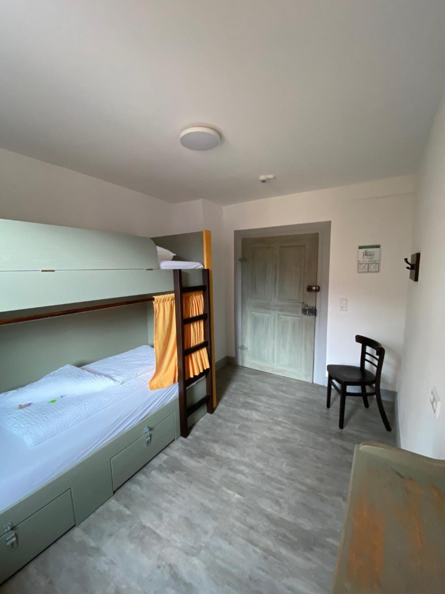 Hostel Balingen Buitenkant foto